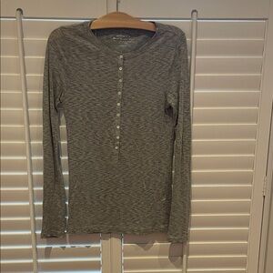 J Crew Gray Long Sleeve Henley Shirt